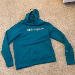 green champion sweatshirt (size M)